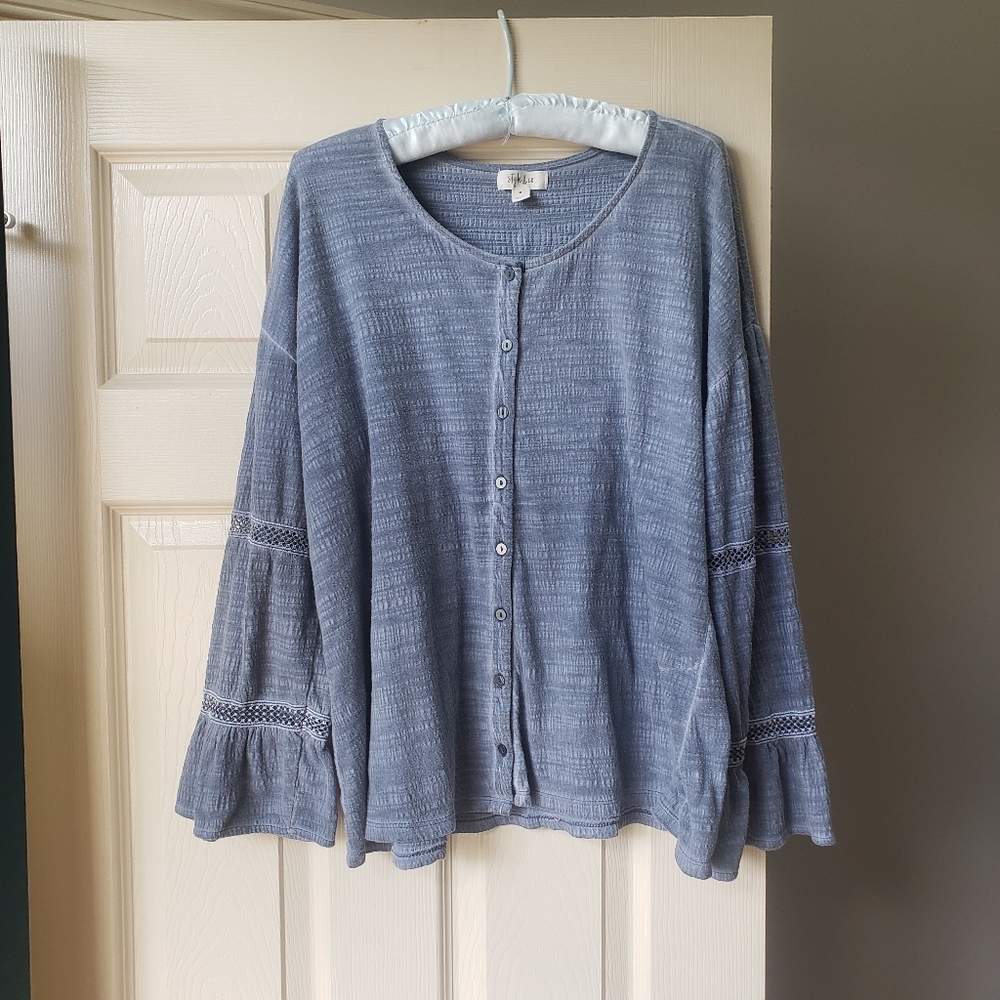 Medium Style & Co button down shirt